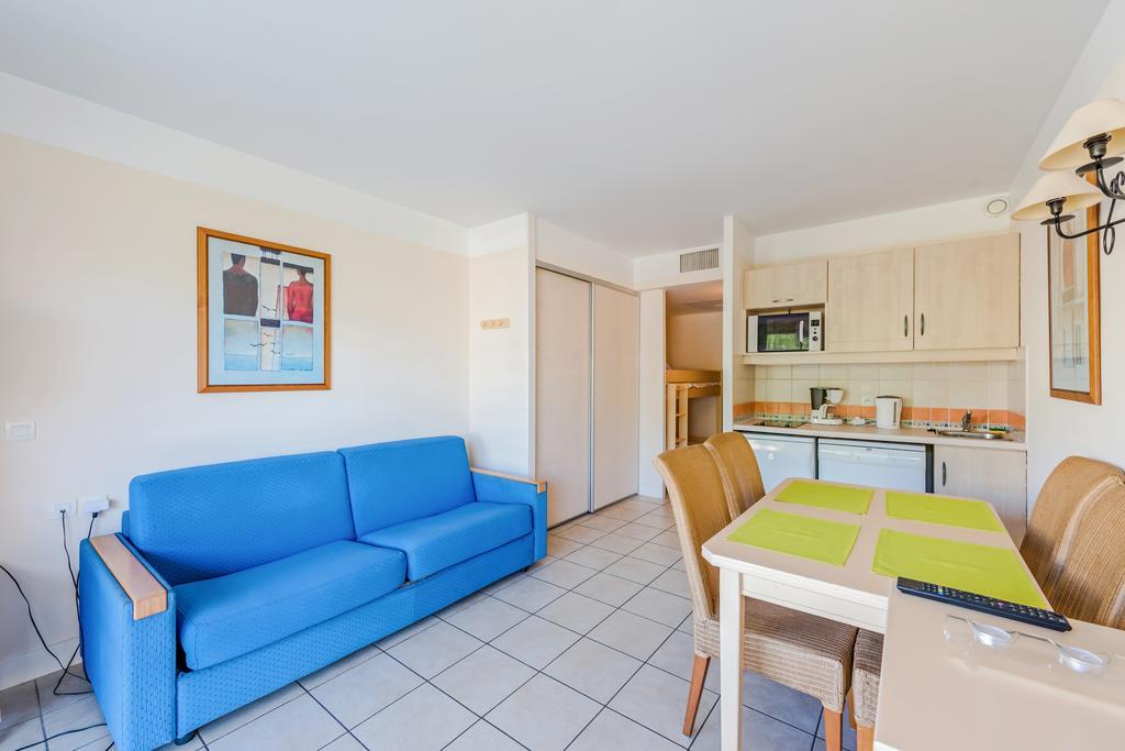 Residence Heliotel Marine - Maeva Home Saint-Laurent-du-Var Bagian luar foto